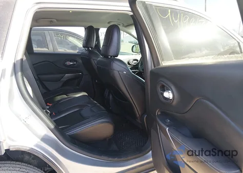 2019 Jeep Cherokee Latitude Plus 4X4 from USA, damaged, VIN 1C4PJMLN6KD211967